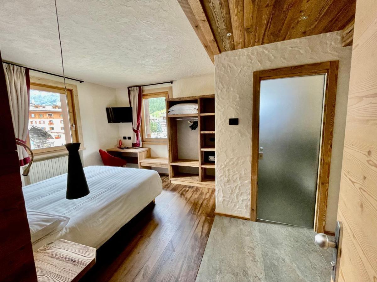 Hotel Pontiglia Ливиньо Екстериор снимка